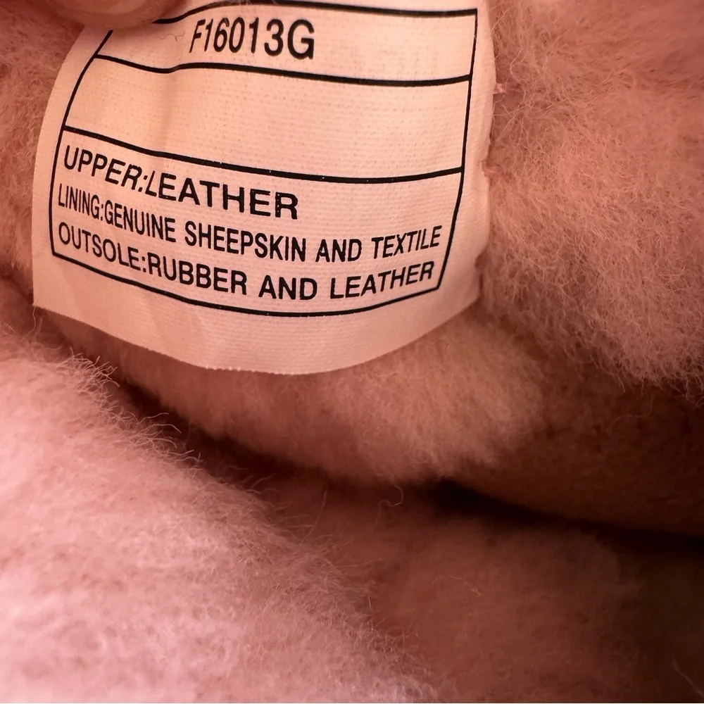 UGG pink leopard print Sherpa leather boots baby girl size 2/3